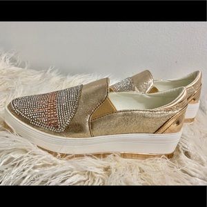 Platform Casual Sneaker